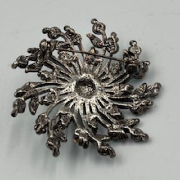 Vintage Silver-tone Brooch w/ Floral Pinwheel Design Aqua Blue Rhinestones - Picture 3 of 7